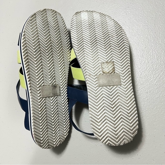 Charles & Keith Strappy Sandals - Picture 11 of 12